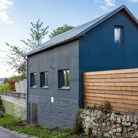 Maison Loic Nyaraló